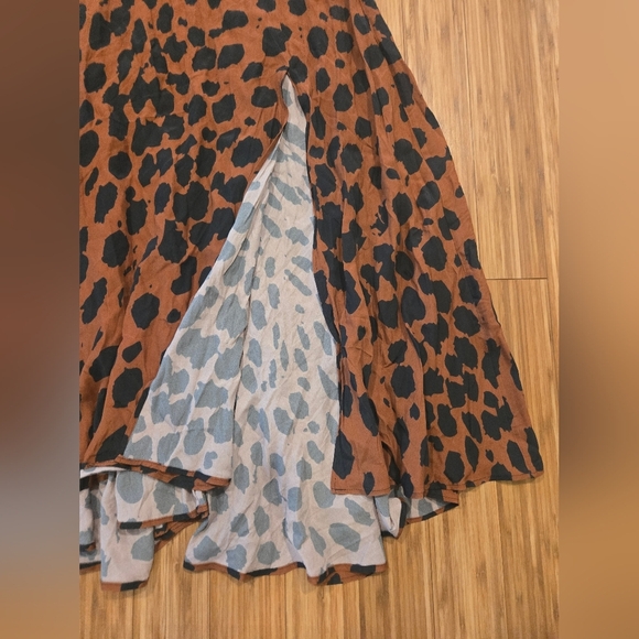💚 NWOT Megan Renee Leopard Print Maxi Dress - Picture 3 of 10